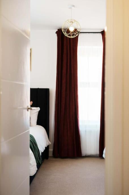 Superb 4br New House Holiday home *
