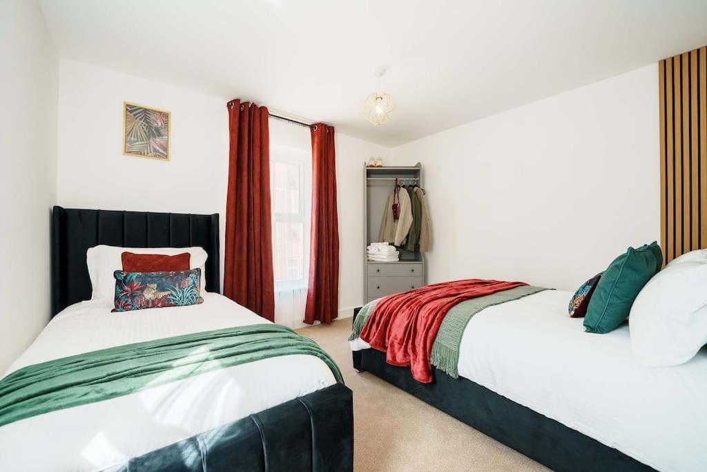 Holiday home Superb 4br New House Leeds (West Yorkshire)