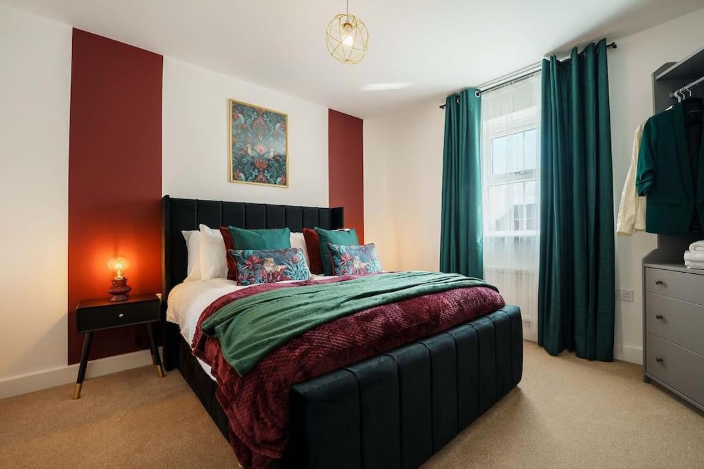 Superb 4br New House Holiday home *