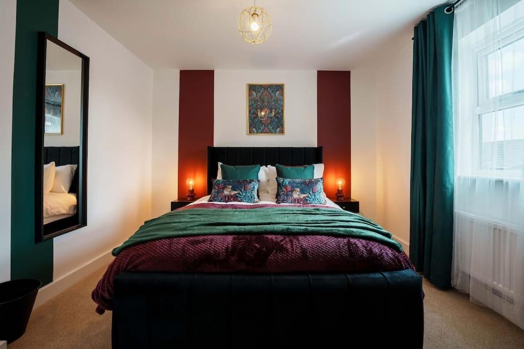 Superb 4br New House Holiday home